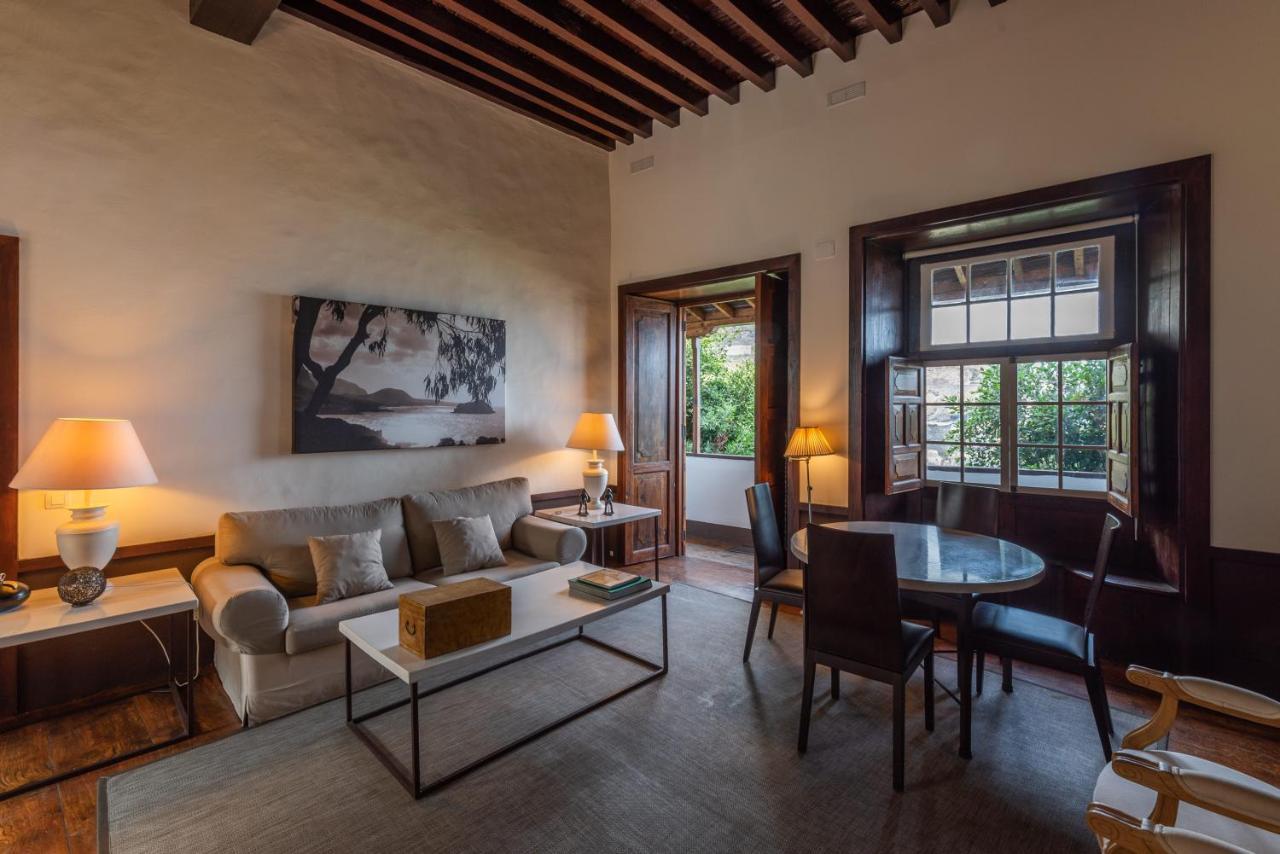 גרצ'יקו Isla Baja Suites מראה חיצוני תמונה